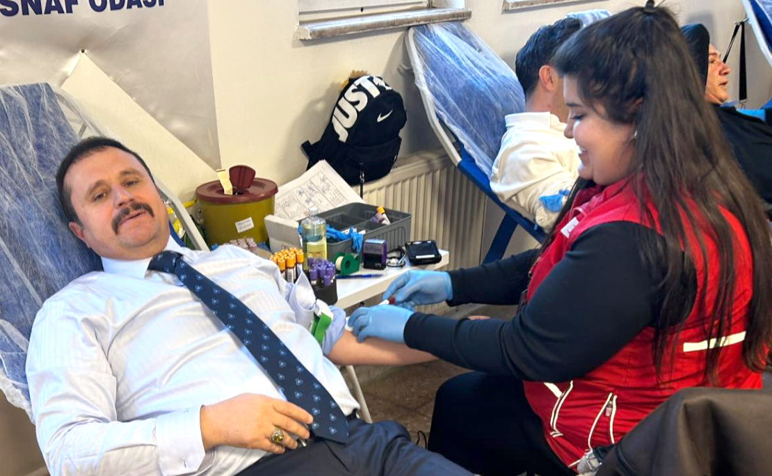 Başkan İsa Yalçın’dan örnek davranış: Kan Bağışı Kampanyası