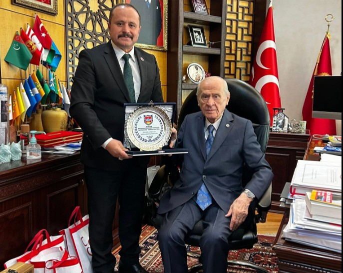 Devlet Bahçeli’ye İsa Yalçın’dan ziyaret